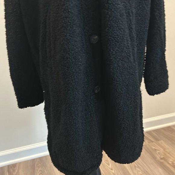 Shacket - Picture 6 of 8